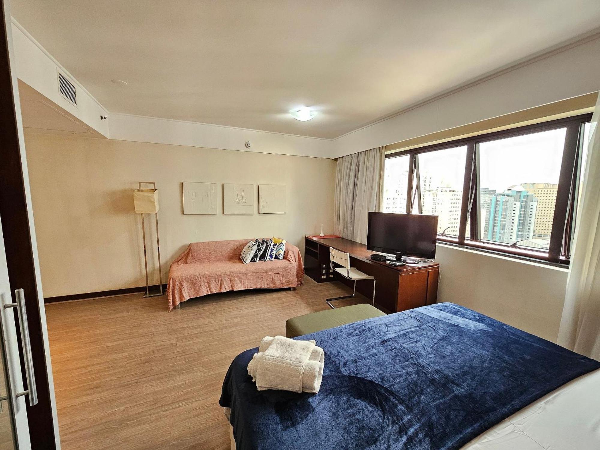 Flat Av, Ibirapuera 2534