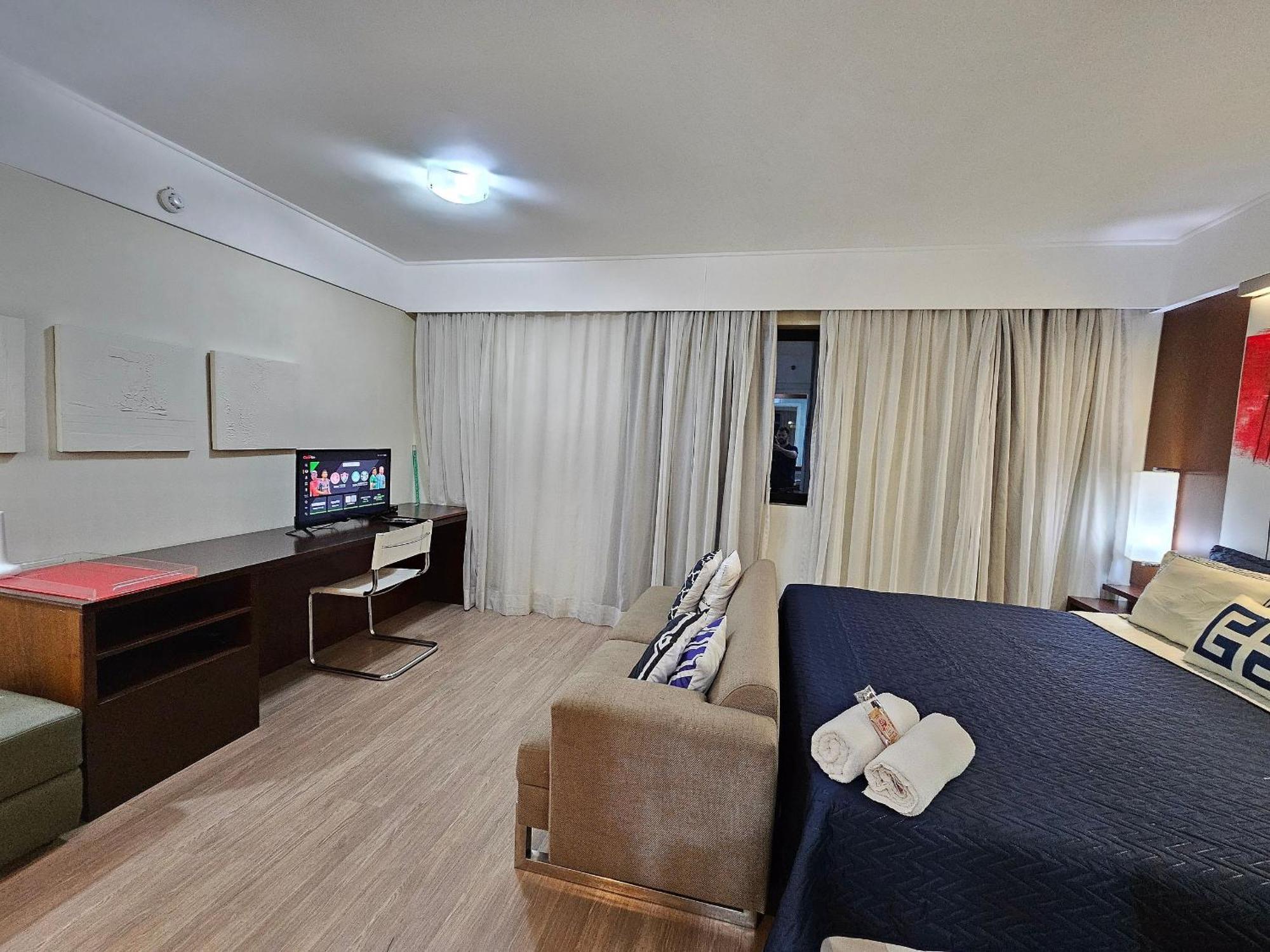 Flat Av, Ibirapuera 2534